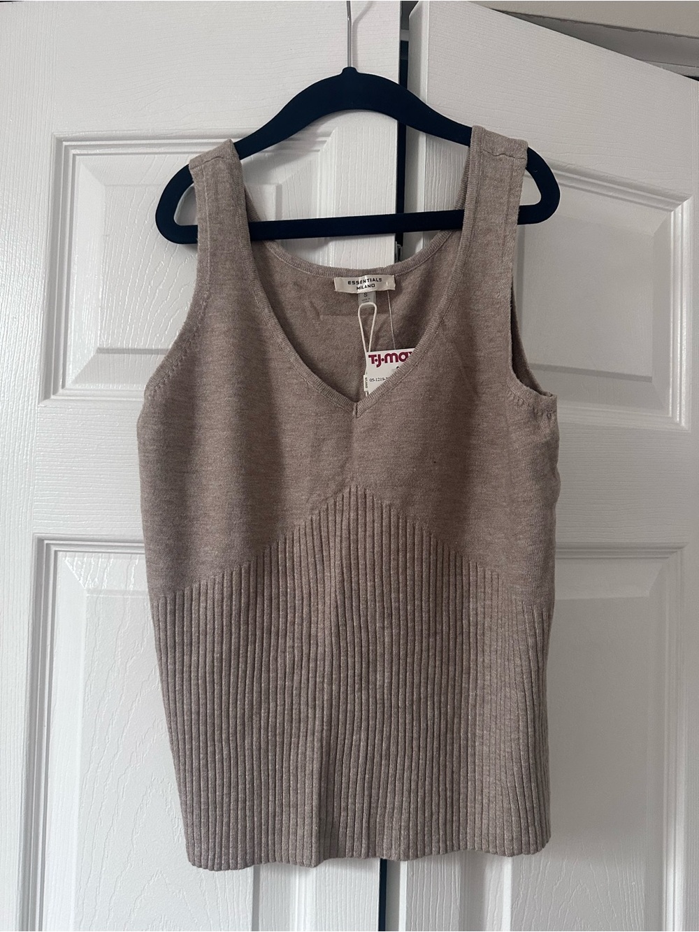 NWT Taupe Ribbed Knit V-Neck Tank Top